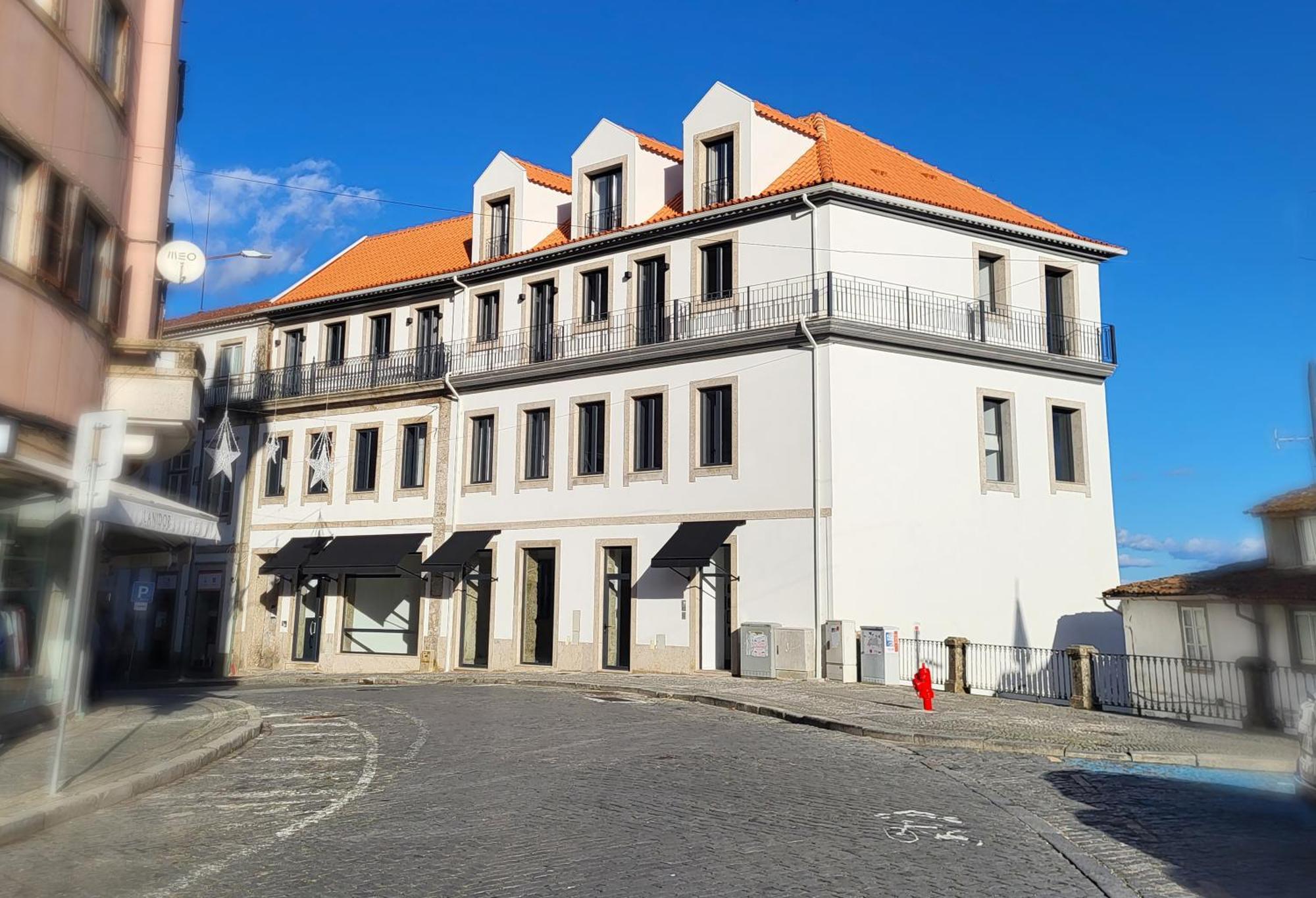 Apartamentos Do Mercado Covilha Luaran gambar